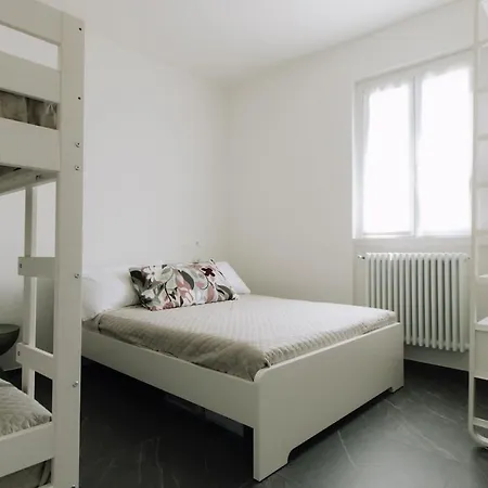 Apartamento DERVIhOme 2 On Lake Como, close to all, no crowds